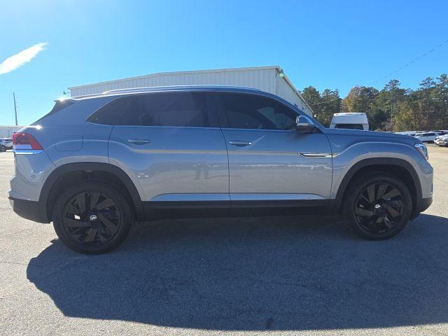 2024 volkswagen atlas cross sport 2.0t se w/technology