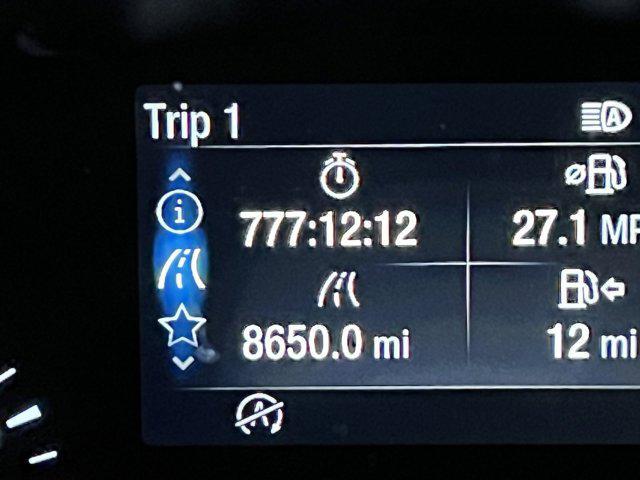 2022 ford escape se