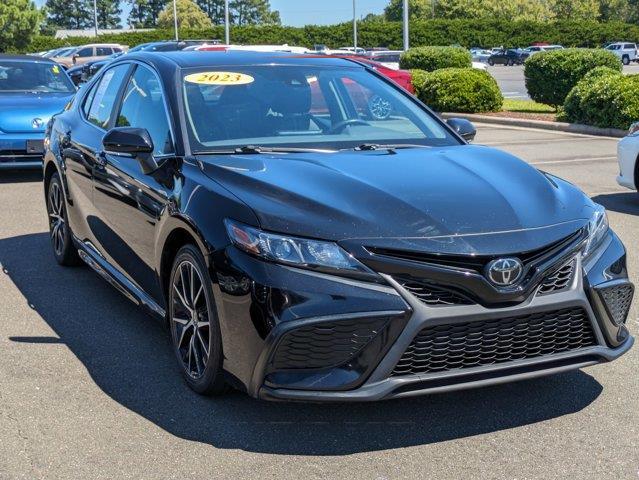 2023 toyota camry se