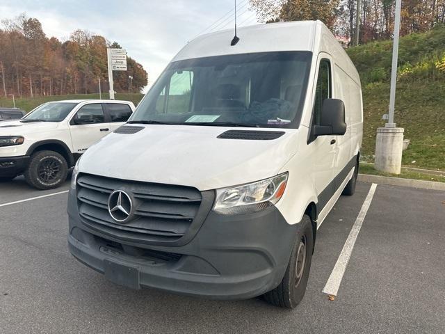 2022 mercedes-benz sprinter 2500 cargo 170 wb
