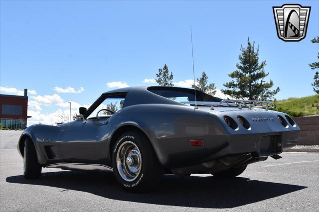 1974 chevrolet corvette base