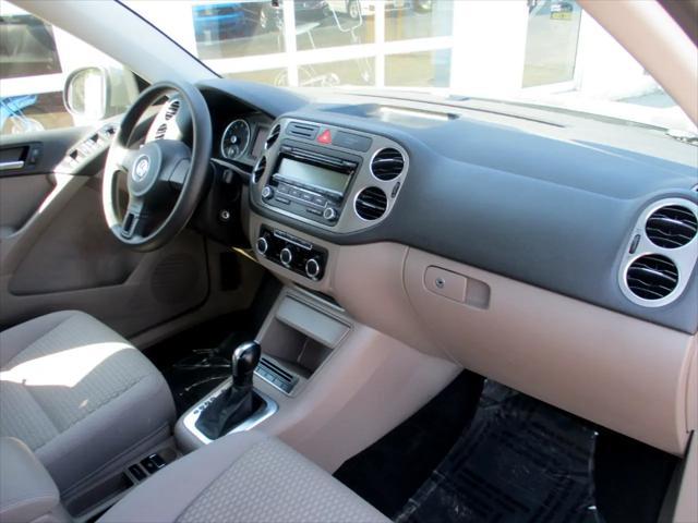 2011 volkswagen tiguan s