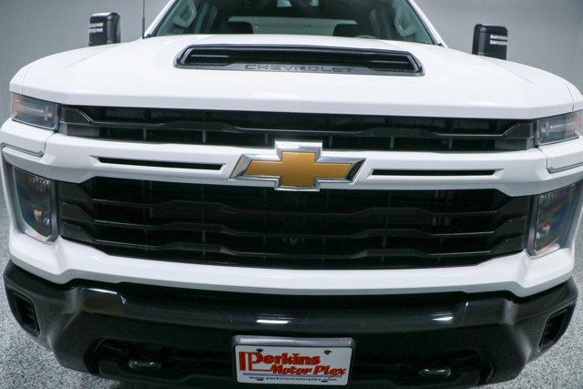 2024 chevrolet silverado 2500 custom