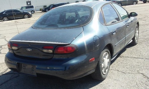 1998 ford taurus in nevada by owner