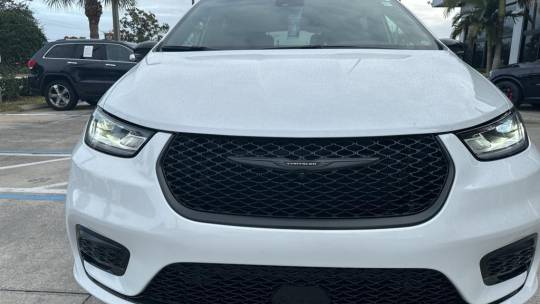 2024 Chrysler Pacifica