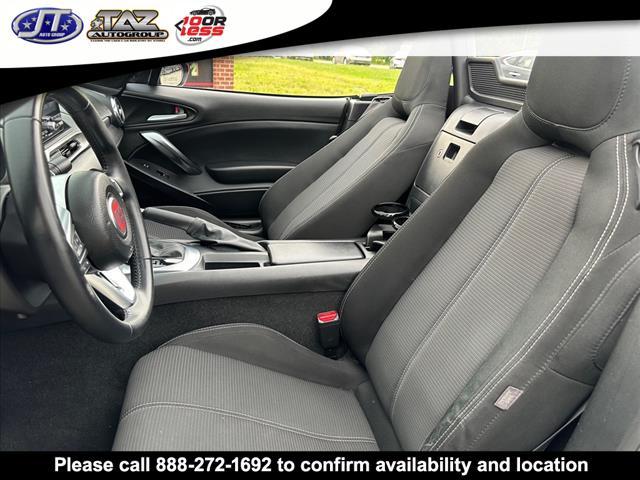 2017 fiat 124 spider base