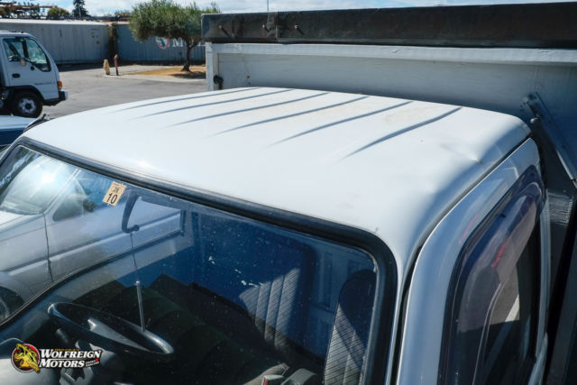 1990 jdm subaru sambar custom retail display kei truck. titled! rhd!