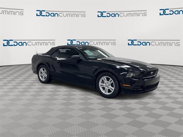 2013 ford mustang v6