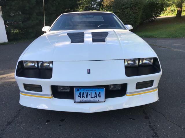 1988 chevrolet camaro iroc z convertible rare 5sp mt