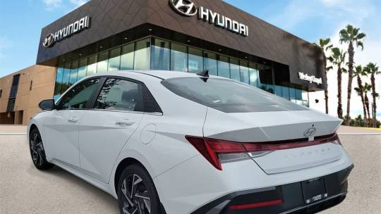 2024 Hyundai Elantra