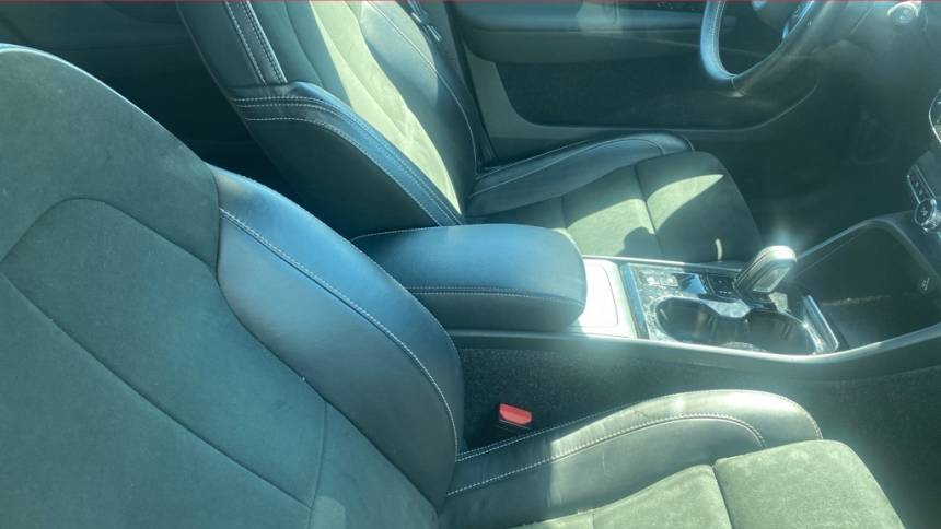2021 volvo xc40 t5 r-design