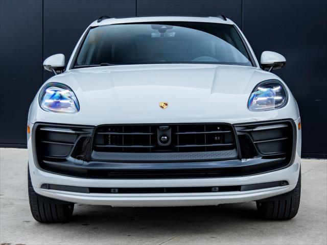 2024 porsche macan base
