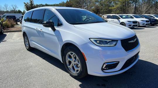 2024 Chrysler Pacifica