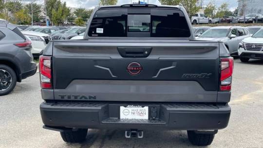2024 Nissan Titan pro-4x