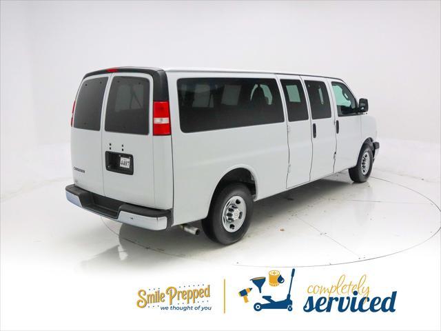 2019 chevrolet express 3500 lt