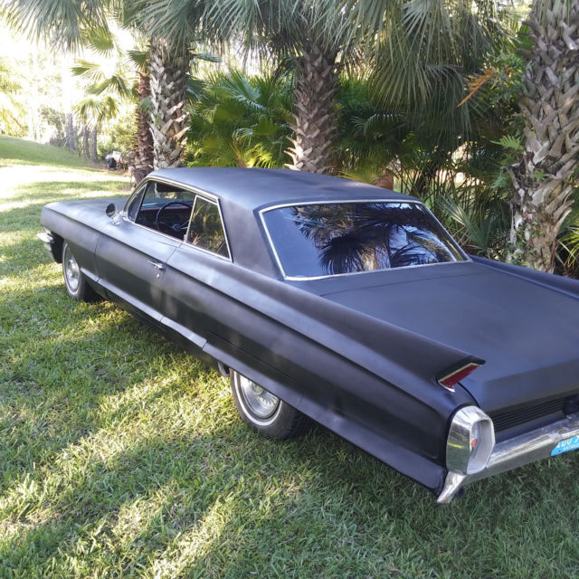 1962 cadillac 2 door hard top , series 62 , hot rod caddy