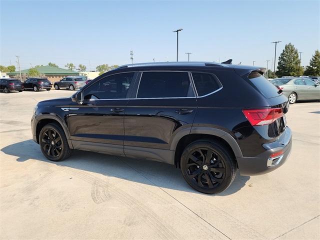 2022 volkswagen taos 1.5t se