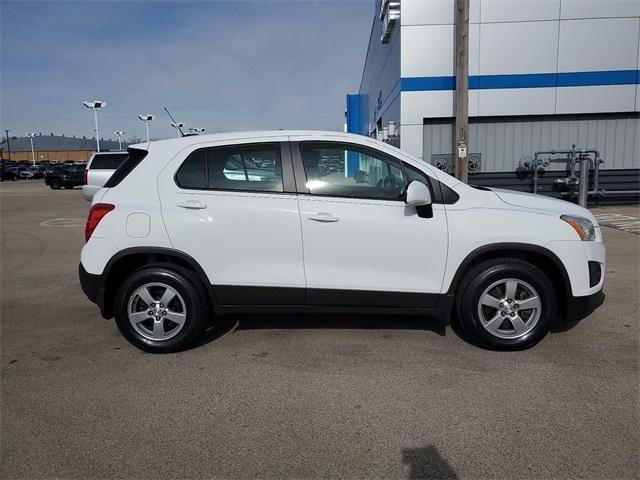 used 2015 chevrolet trax awd ls w/ 1ls milwaukee, wi 53221 for sale in milwaukee, wisconsin