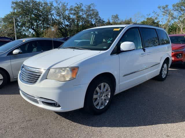 2014 chrysler town & country touring