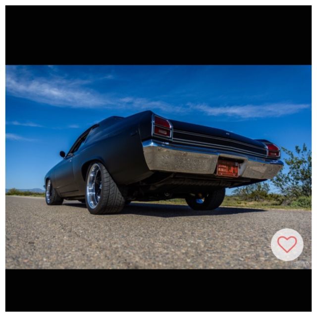 1969 chevelle yenko tribute - frame off resto - desert car