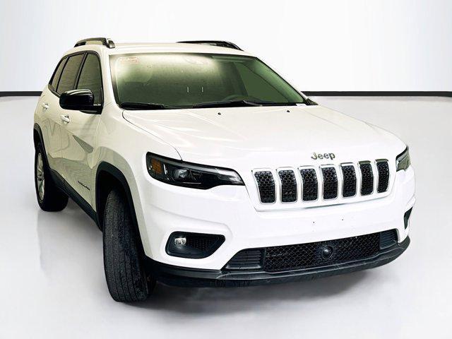 2022 jeep cherokee latitude lux