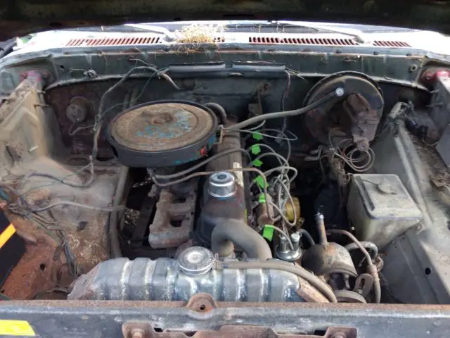 1976 ford f-150. straight six with four on the floor