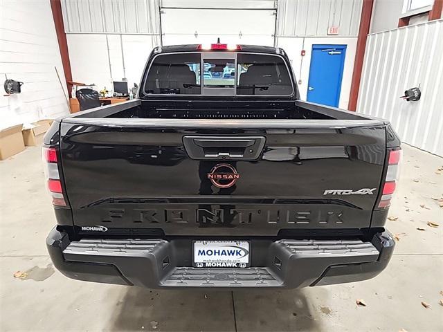 2022 nissan frontier pro-4x