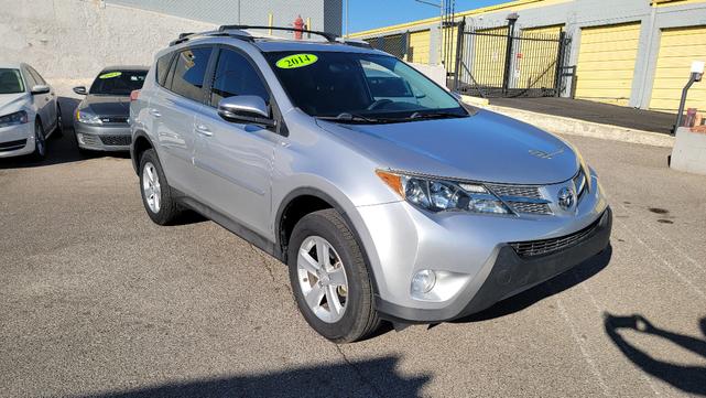 2014 toyota rav4 xle