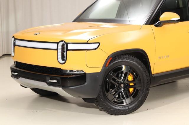2023 rivian r1s adventure