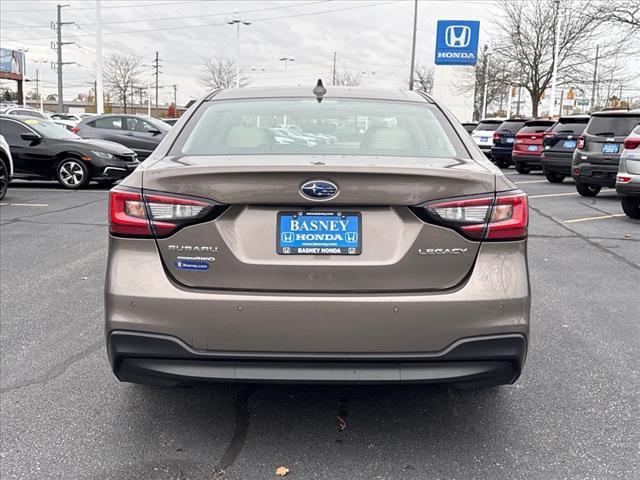 2022 subaru legacy limited