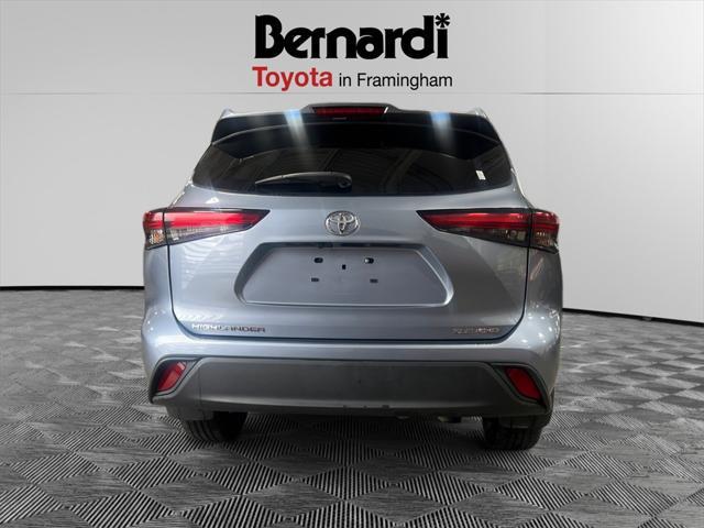 2023 toyota highlander xle