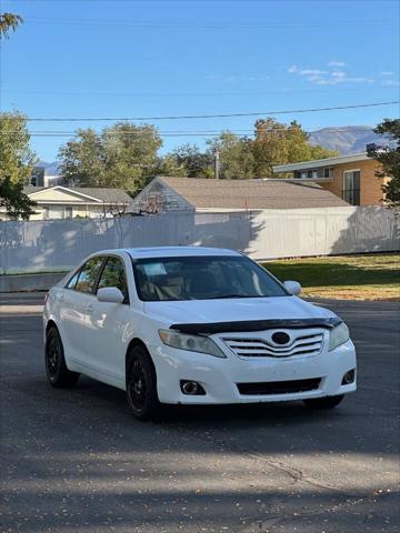 2011 toyota camry le