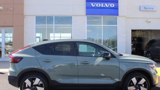 2024 Volvo C40