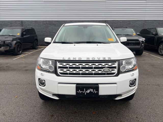 2014 land rover lr2 base