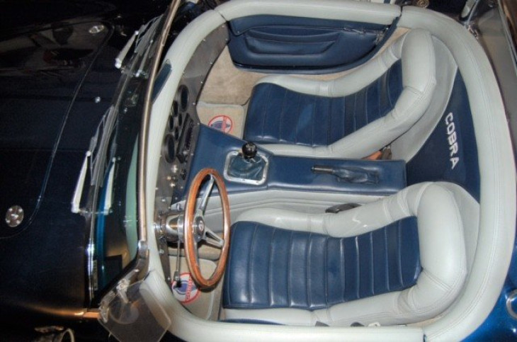 ac cobra-replica