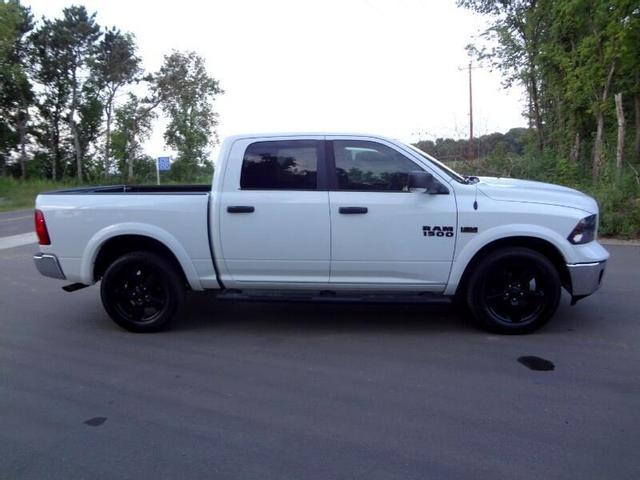 2014 ram 1500 in shakopee, minnesota