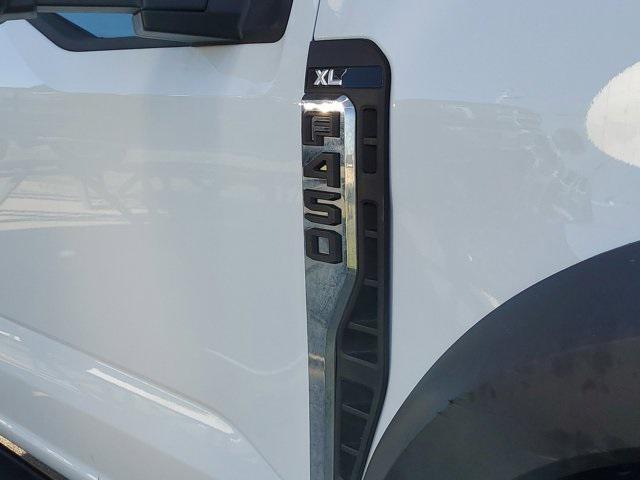 2023 ford f-450 xl