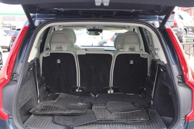 2022 volvo xc90 t6 momentum 7 passenger