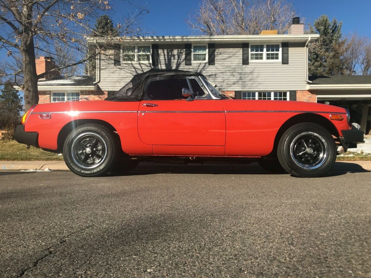 1976 mgb convertible- manual 4-speed w/overdrive- mint condition!