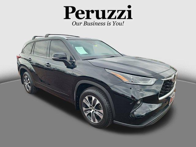 2021 toyota highlander xle