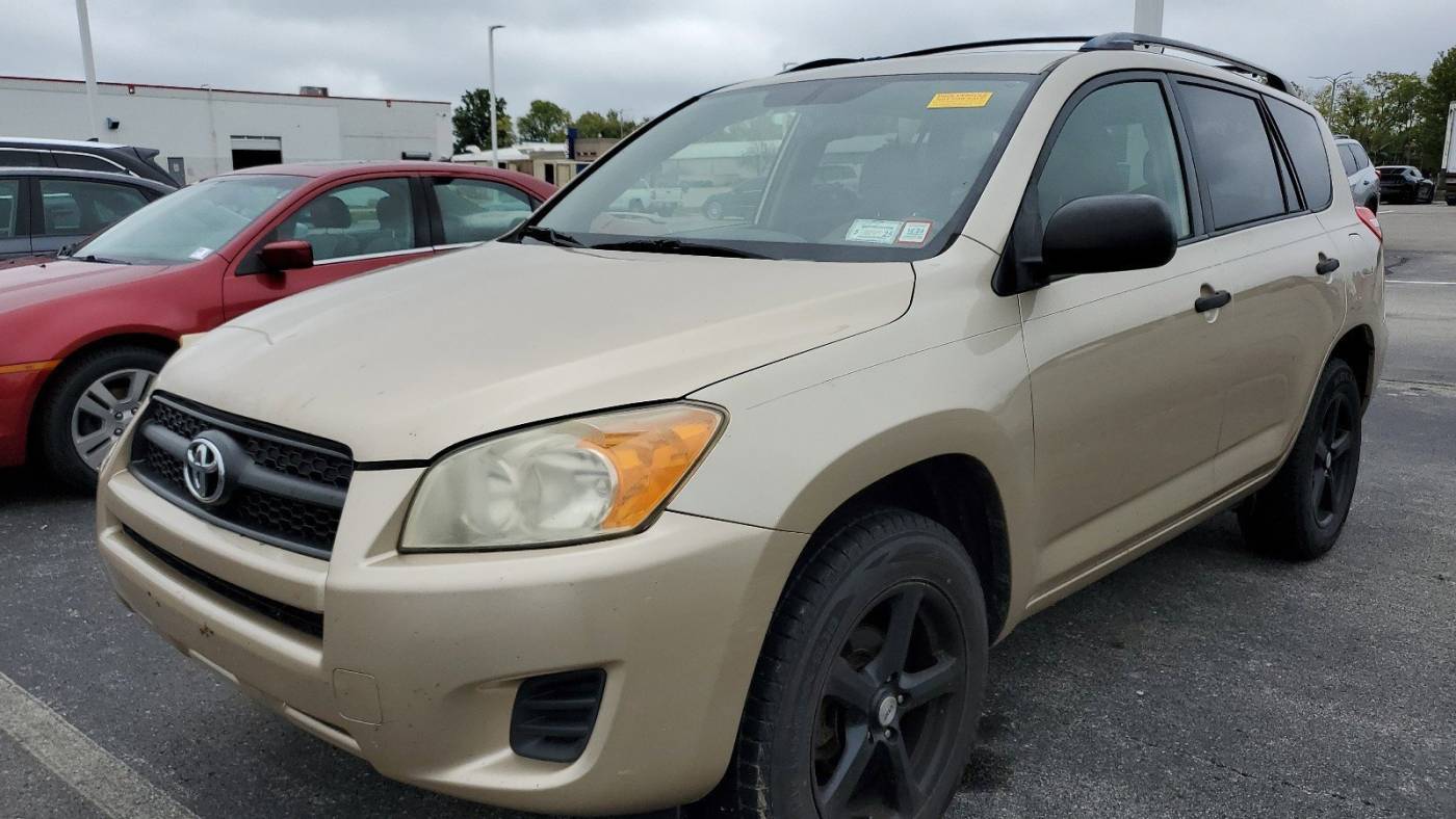 2010 toyota rav4 base