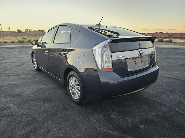 2014 toyota prius plug-in advanced