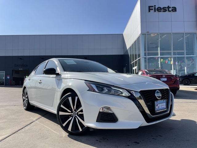 2021 nissan altima 2.5 sr