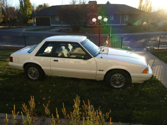 1993 ford mustang lx sedan 2-door 5.0l ssp police