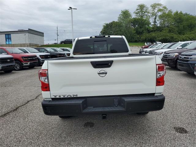 2022 nissan titan s