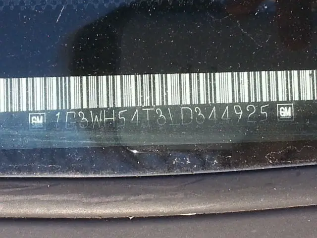 1990 oldsmobile cutlass supreme sedan 4-door 3.1l
