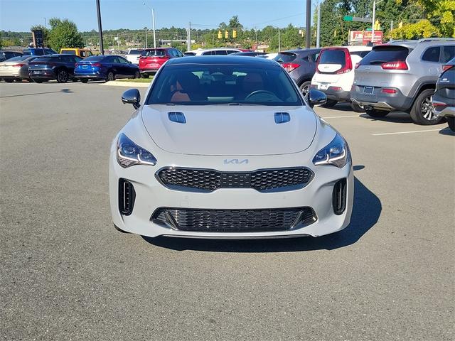 2023 kia stinger gt2