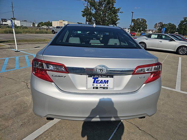 2012 toyota camry xle