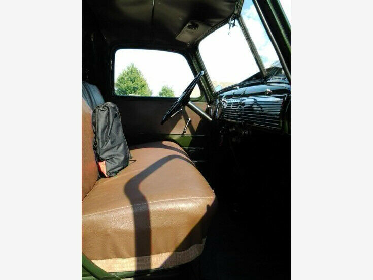 1947 chevrolet 3600 classic ground up restoration 300 mi on build 9' pine bed