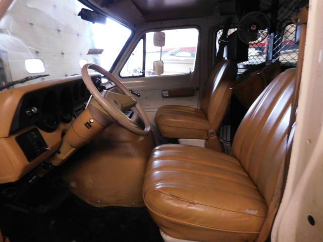 1986 dodge b150 t1260567